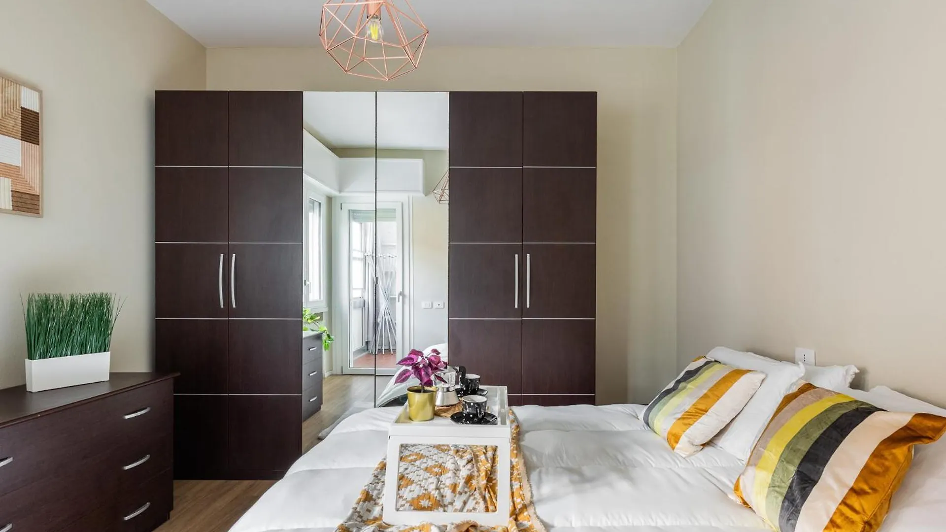 Via Giunone 1A Trilo Apartment Cervia