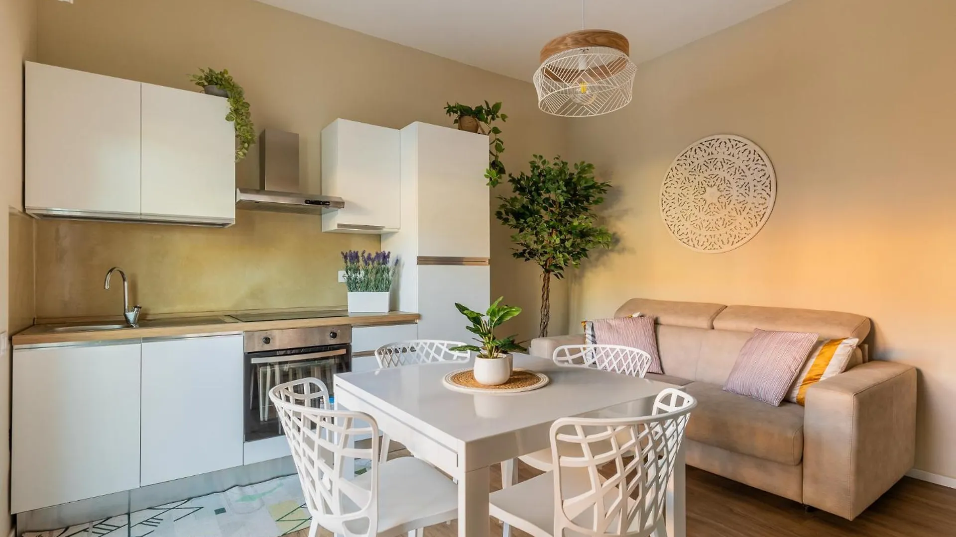 Via Giunone 1A Trilo Apartment Cervia